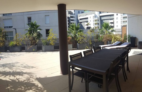 Port Marianne Apartment | Port Marianne, T2 53m², terrace 111m², parking, town center and beach 15 min away