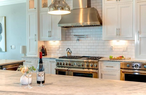 Isle of Palms House | Port of Call on Isle of Palms ~ OCEAN FRONT, Pool, boardwalk, putting green