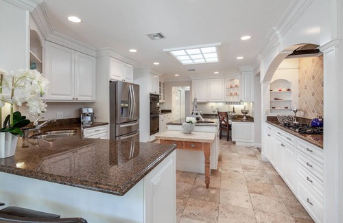 West Naples House | Port Royal Newly Renovated Contemporary Home On 3/4 Acres Walking Distance Beach
