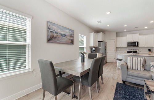 Port St. Joe House | Port St. Joe~Beach Home~3BR+ mother-in-law Suite~Community Pool