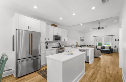 Port St. Joe House | Port St Joe Beach House - Pet Friendly, Private Pool, Beach Family Fun, Sleeps 8
