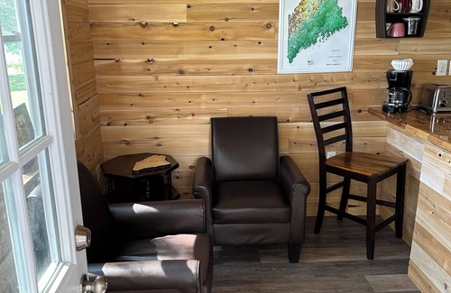 Portage Lake Cabin | Portage Lakeside Cabins, The Bird's Nest