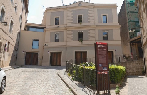 Barri Vell Apartment | Portal Nou - Holiday Apartment Rental in Girona | Bravissimo