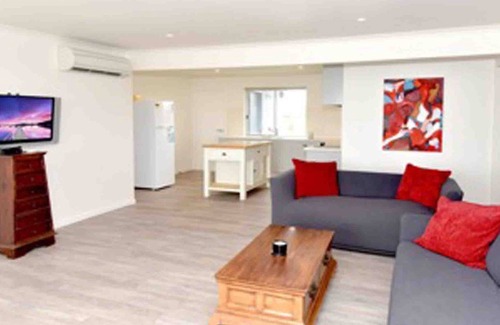 Portarlington House | Portarlington Beach House