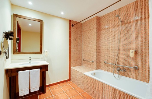 Salou Resort | PortAventura Hotel El Paso - Includes unlimited access to PortAventura Park & 1 access to Ferrari Land