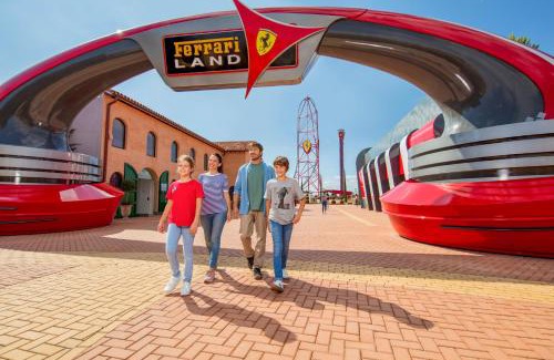 Salou Hotel | PortAventura Hotel Gold River - Includes unlimited access to PortAventura Park & 1 access to Ferrari Land