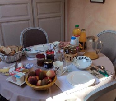 Montesson Bed & Breakfast | Porte de Paris