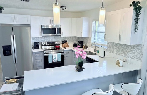Downtown Miami House | PortHouse close to PortMiami & Wynwood 4BR/2BA/8pp