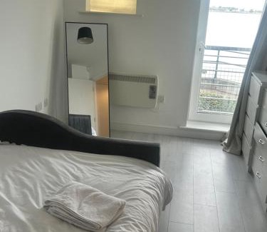 Greenhithe Apartment | Portland place
