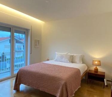 Aldoar Foz do Douro e Nevogilde Apartment | Porto Aldoar Boutique Flat (Inês)
