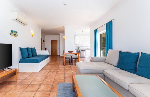 Porto de Mos Apartment | Porto de Mos Beach: Pool | Gym | PetFriendly