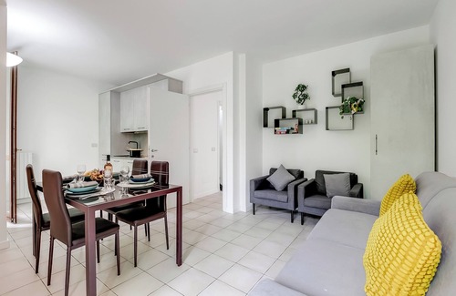 Porlezza Apartment | Porto Letizia Milano 2, Porlezza, Italy
