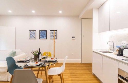 Lordelo do Ouro e Massarelos Apartment | Porto River Flat w/Patio by LovelyStay