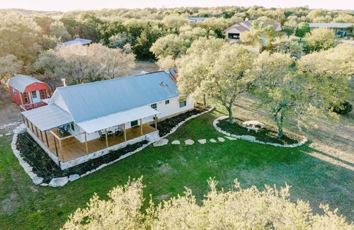 Austin House | Portofino Cottage- Secluded Luxury + Tranquility