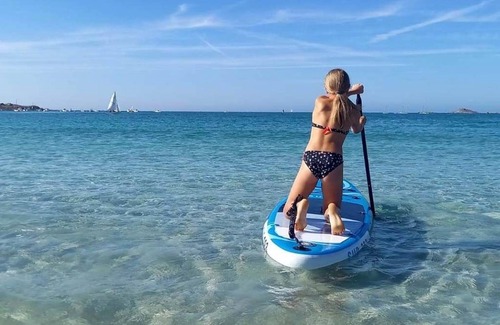 Ploudalmezeau House | Portsallaise poolside, 300m from the beach