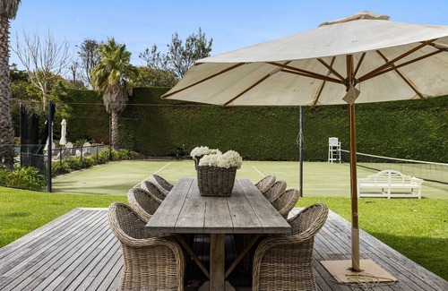 Portsea House | Portsea Resort Pool and Court