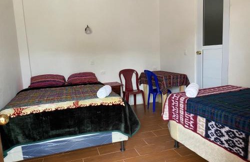 San Juan La Laguna House | “Posada Vicentas” compartir con una familia Tz’utujil