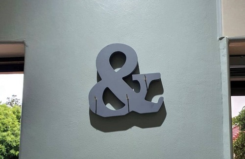 Bulawayo Apartment | Posh 3 bedroomed guesthouse in Hillside with pool - 2039