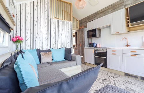 Cemaes Bay Cottage | POSH POD, pet friendly, country holiday cottage in Cemaes Bay