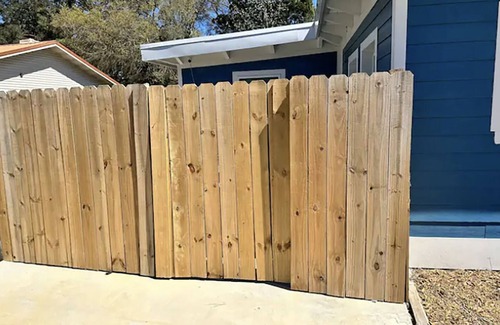 Fort Walton Beach House | Posh Princess Pad Close To Beach, Bases, and Shops In Central Fort Walton Beach.