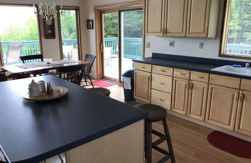 Bethlehem House | Post Card Views of Mt.Washington Presidential Range - Ski Bretton, Cannon, Hike!