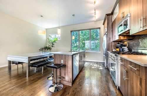 Highland House | Post-Worthy Rooftop Views/Super Walkable LoHi Area/Modern 3b3b