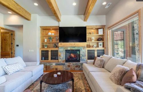 Wolf Creek House | Powder Mountain Retreat and Eden Sanctuary