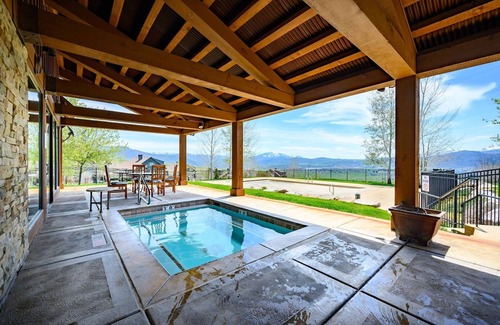 Eden House | Powder Mtn Wolf Den TR11|Ski Retreat |Dog Friendly