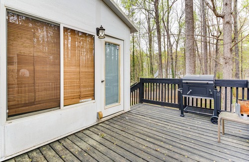 Powder Springs House | Powder Springs Home w/Game Room & Community Pool!