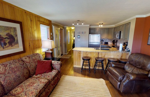 Snowshoe House | Powderidge #44G - PET FRIENDLY! Charming and Homey with Views of Camp 4 Trail by RedAwning