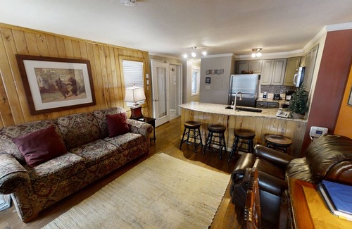 Snowshoe House | Powderidge #44G - PET FRIENDLY! Charming and Homey with Views of Camp 4 Trail by RedAwning