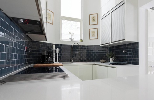 Colville Apartment | Powis Square II by onefinestay