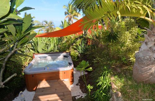 La Saline Les Bains Bed & Breakfast | Poz Lagon - chambre d'hôtes - Bungalow pour 2 personnes - Jacuzzi privatif - petit déjeuner - Vue sur le lagon