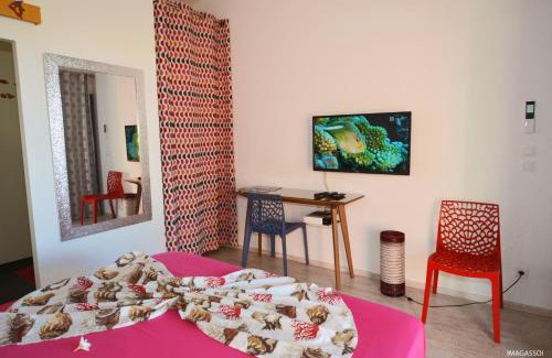 La Saline Les Bains Bed & Breakfast | Poz Lagon - chambre d'hôtes - Bungalow pour 2 personnes - Jacuzzi privatif - petit déjeuner - Vue sur le lagon