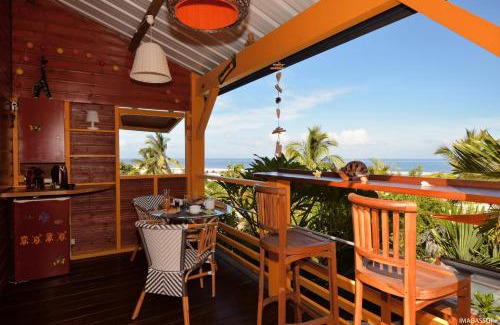 La Saline Les Bains Bed & Breakfast | Poz Lagon - chambre d'hôtes - Bungalow pour 2 personnes - Jacuzzi privatif - petit déjeuner - Vue sur le lagon