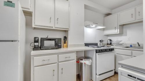 Downtown Harrisburg Apartment | Pp 1506 Beautiful Professional 1br Apt, Pool