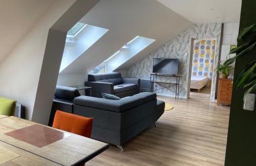 Bec-de-Mortagne Apartment | Près d'Etretat, joli appartement pour 4 personnes avec 2 chambres, vous pouvez me joindre au zéro six soixante dix huit soixante treize trente six quatre vingt onze pour réserver en direct
