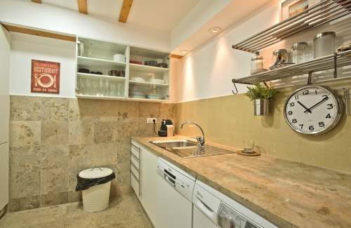 Principe Real Apartment | Príncipe Real 1 - Garden - Wonderful two bedroom duplex apartment right next to Príncipe Real garden