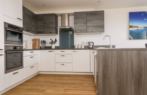 Praa Sands Cottage | Praa Waves