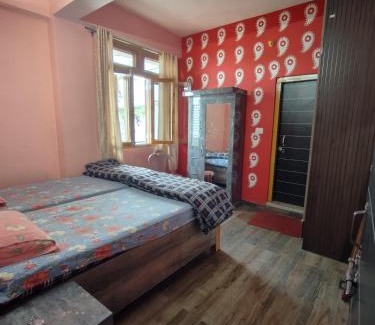 Almora House | Prabhu Guest House