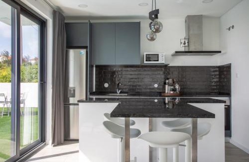 Ericeira House | Praceta Porthaus - entire private main home
