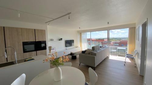 Nieuwpoort-aan-Zee Apartment | Prachtig appartement met ruim uitzicht én privégarage- In hartje Nieuwpoort