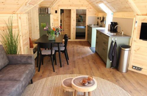 Diever House | Prachtige 4p wellness Kota in bos met Sauna en Hottub