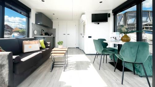 Municipality of Uitgeest House | Prachtzicht by Droomvilla