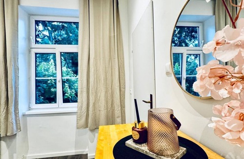 Klosterneuburg Apartment | Practical Studio Stay with Kitchen, Laundry & Great Location