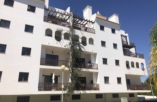 Aldeia das Acoteias Apartment | Praia da Falésia/Beach - Apartment w Netflix/HBO