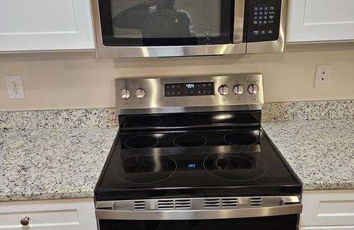 Prattville House | Prattville One Bedroom and WiFi