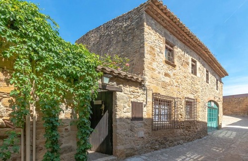 Peratallada Cottage | Preciosa casa rural en el centro de Peratallada