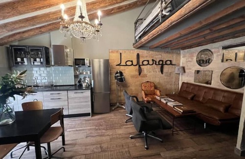 La Magdalena Apartment | Precioso Ático EN Edif. Histórico PZA DEL Pilar