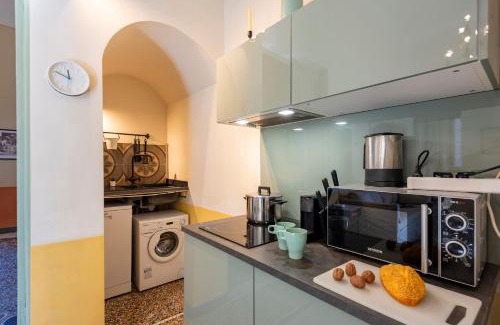 Genoa Historical Centre Apartment | Precious Apartment Genova Historic Center - Happy Rentals